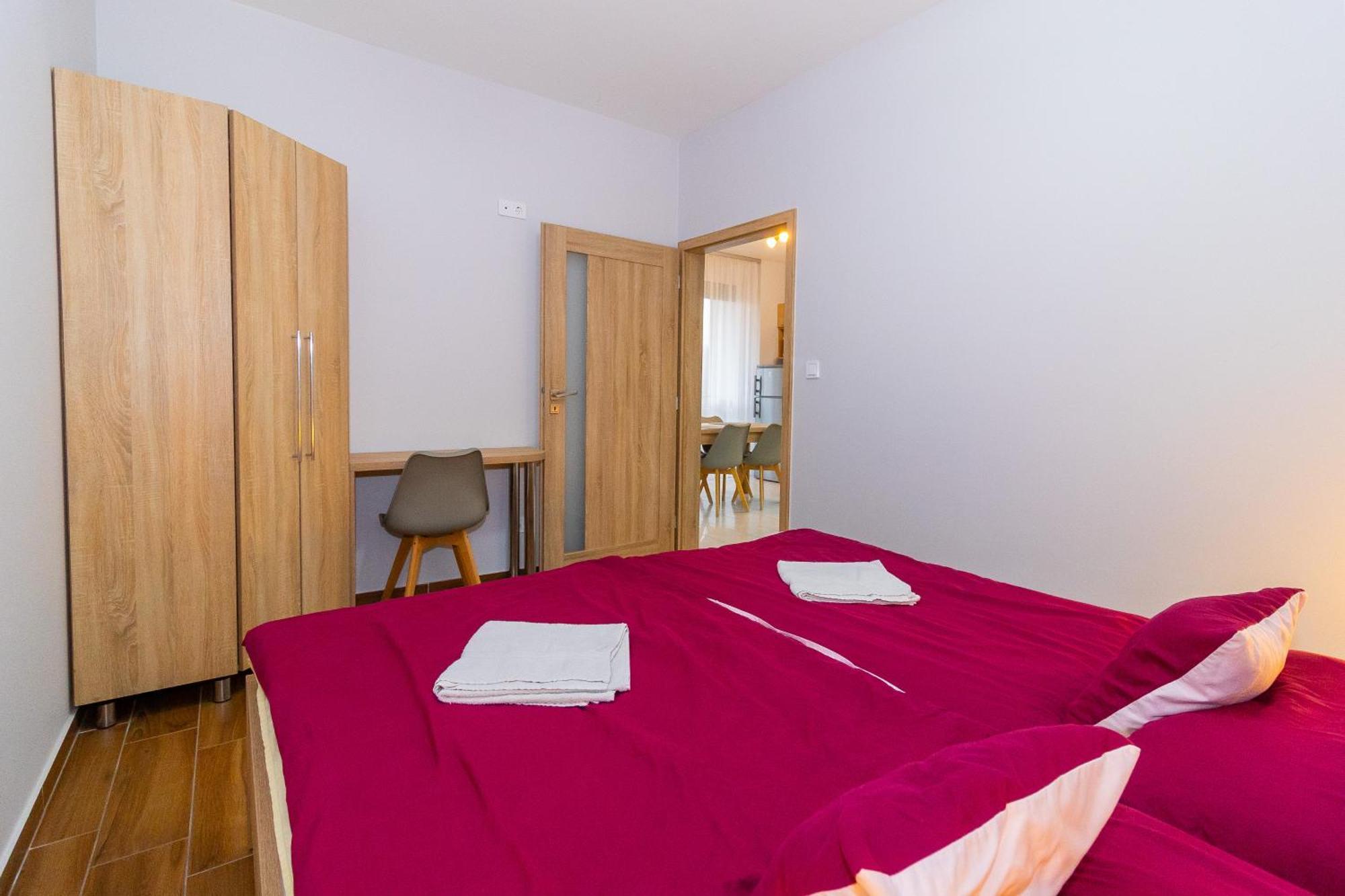 Tisza Panzió és Apartman Tiszaujvaros Exterior foto